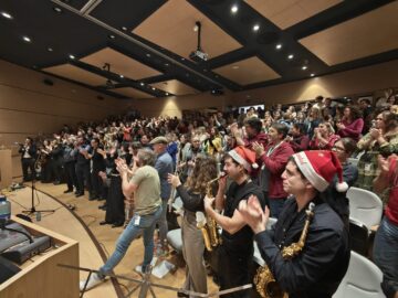 Belenes, árboles y talento musical para crear Navidad en el CNIO